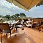 A Cavalaire-sur-mer, 4 Couchages, Parking - Fr-1-226b-167