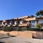 A Cavalaire-sur-mer, 4 Couchages, Parking - Fr-1-226b-167 Apartment